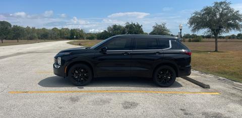 Mitsubishi Outlander 2024