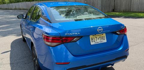 Nissan Sentra 2024