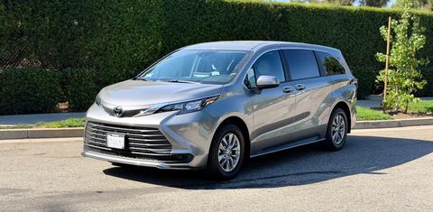 Toyota Sienna 2026