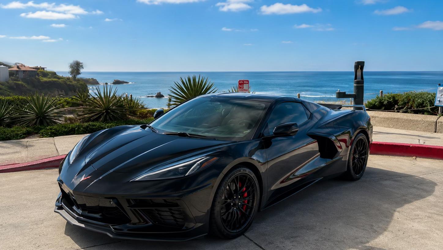 Chevrolet Corvette 2023 in Huntington Beach, CA