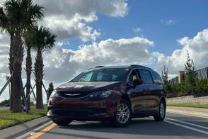 Chrysler Voyager car