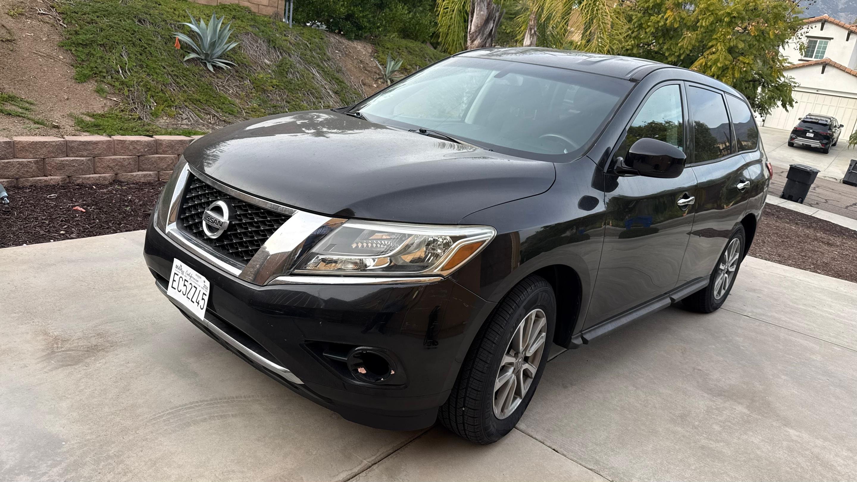 Nissan Pathfinder 2015 in San Diego, CA