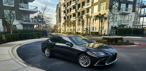 Lexus ES 2019