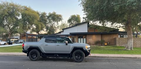 GMC HUMMER EV 2025