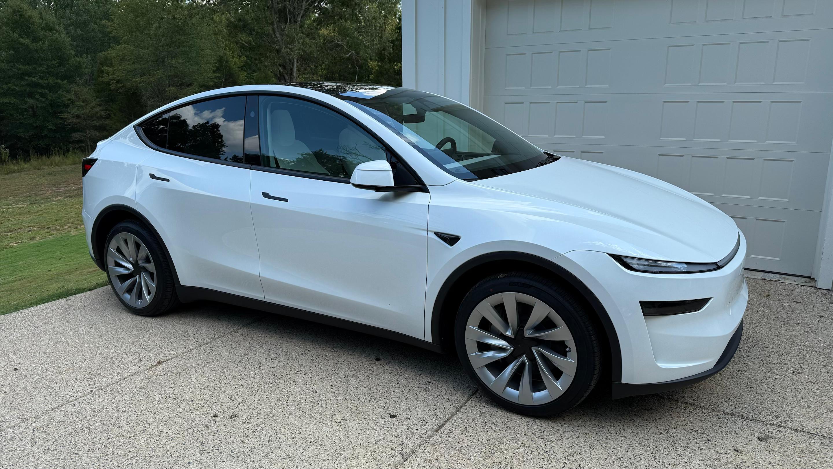 Tesla Model Y 2026 in 