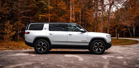 Rivian R1S 2023