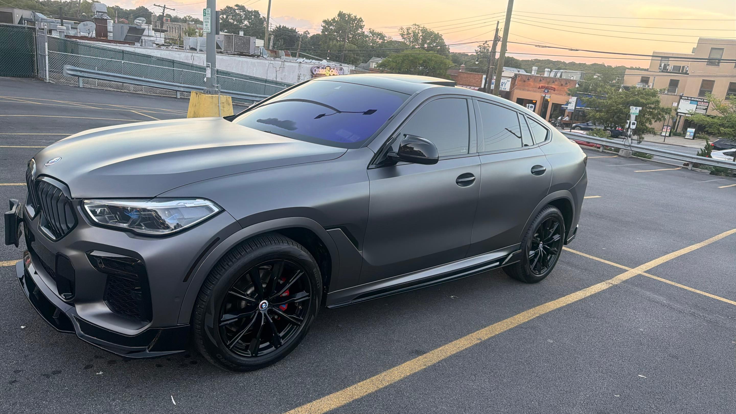 BMW X6 2022 in Yonkers, NY