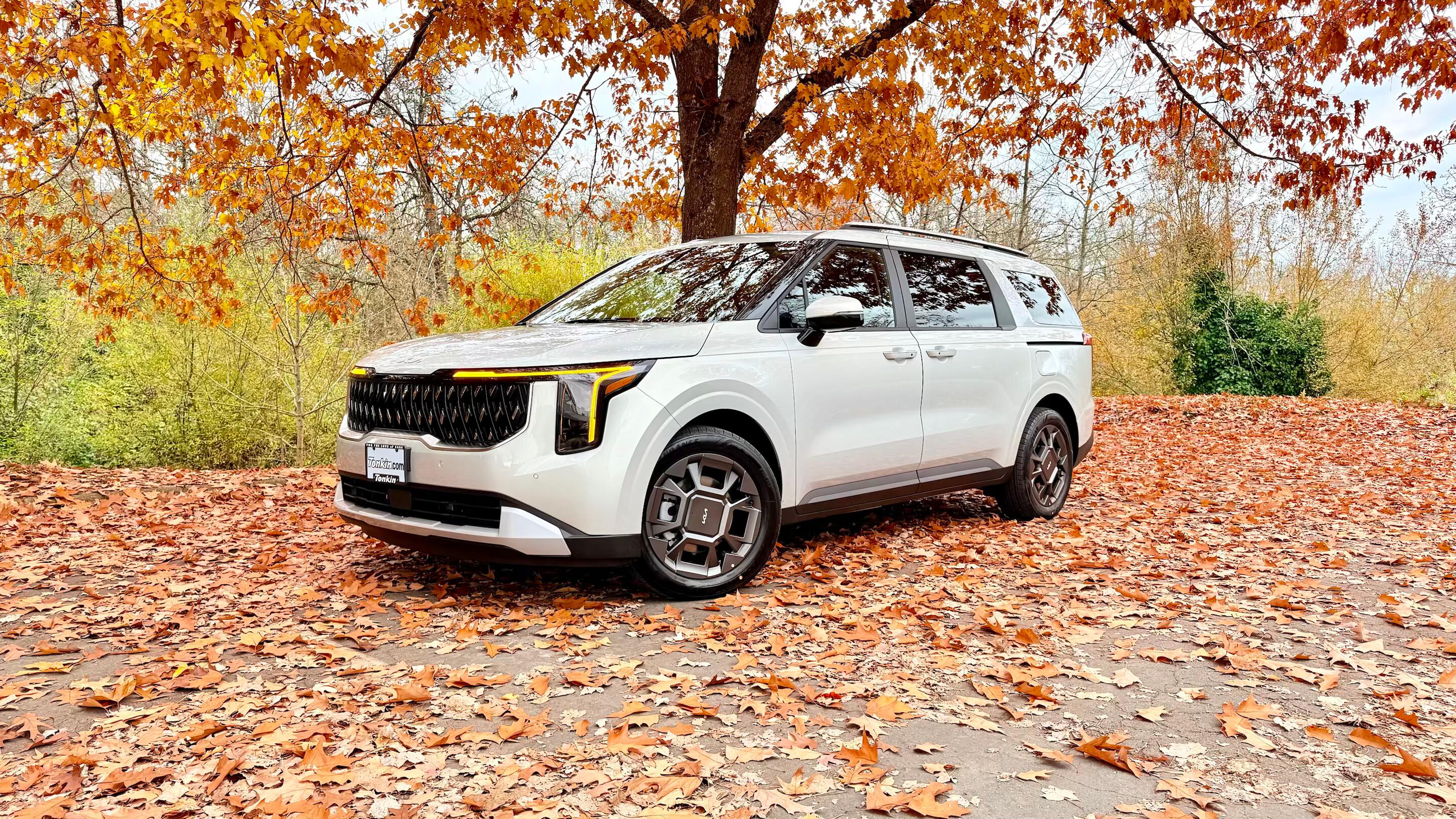 Kia Carnival Hybrid 2025 in Tigard, OR