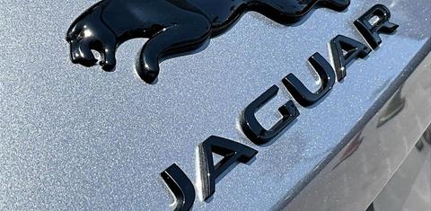 Jaguar F-PACE 2024