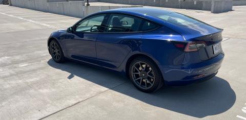 Tesla Model 3 2022