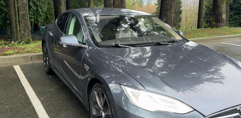 Tesla Model S 2016