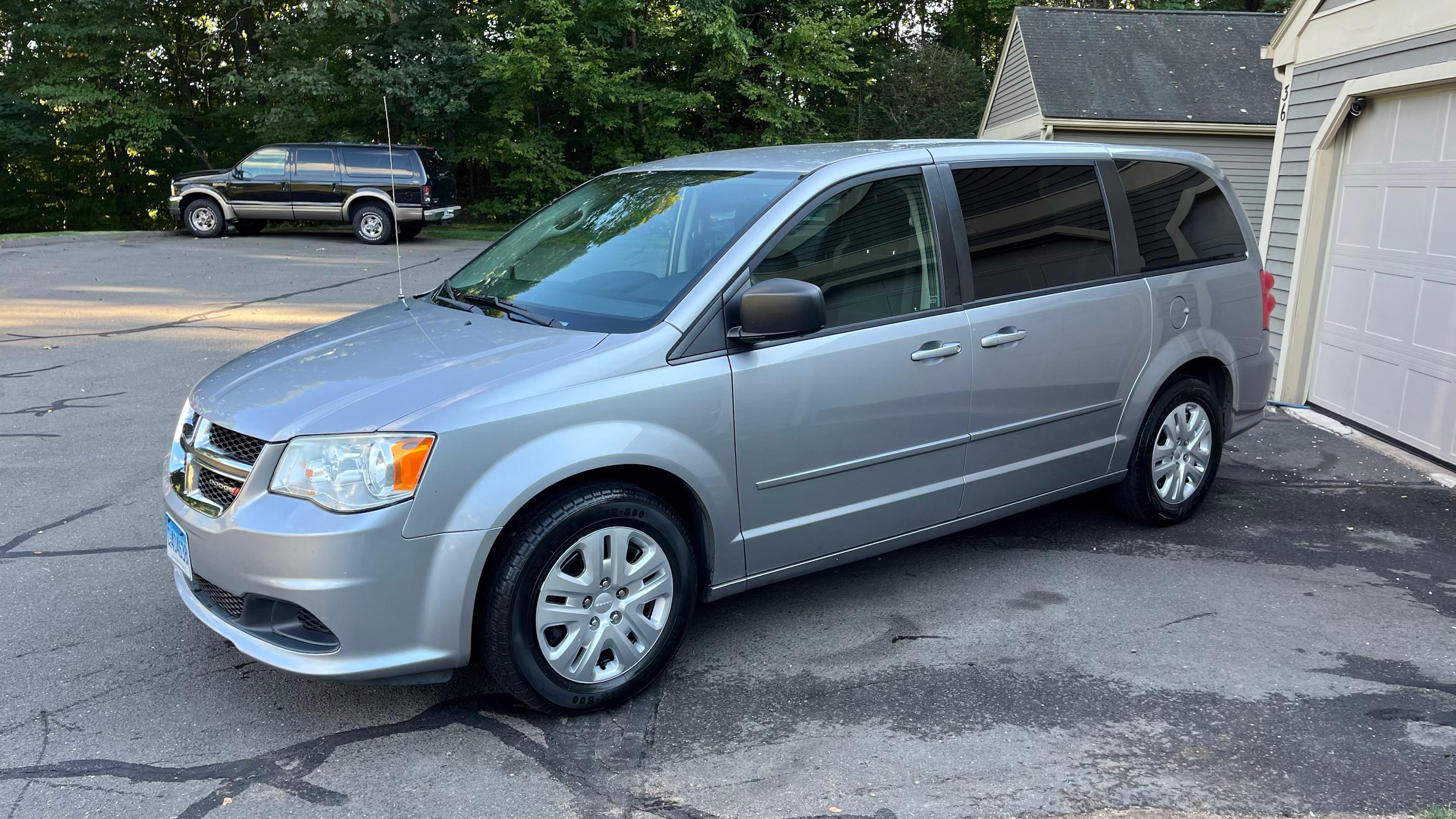 Dodge Grand Caravan 2016 in Farmington, CT