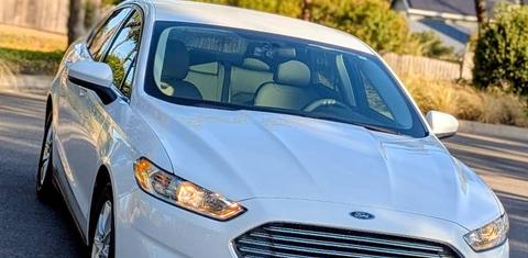 Ford Fusion 2016