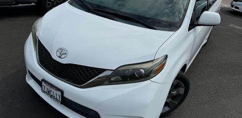 Toyota Sienna 2015