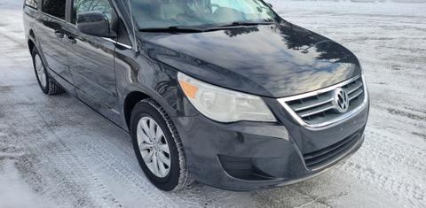 Volkswagen Routan 2012