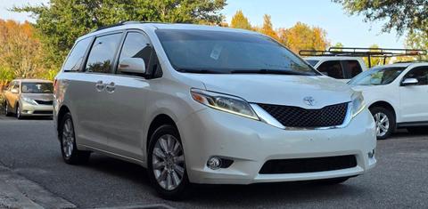 Toyota Sienna 2015