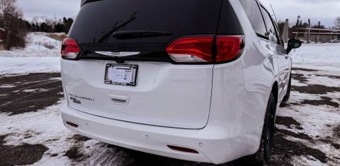 Chrysler Grand Caravan 2024