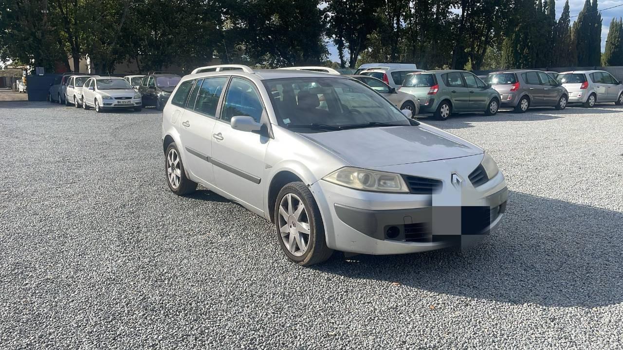 Renault MEGANE III ESTATE 2015 à Saint-Raphaël