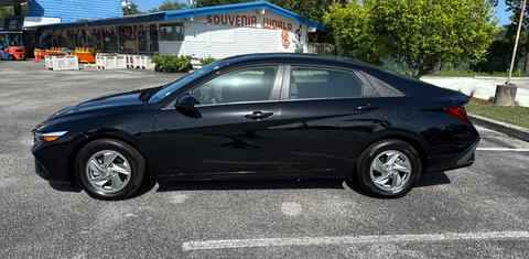 Hyundai Elantra 2025