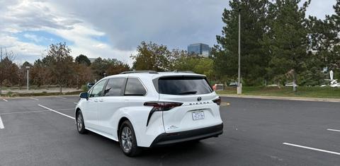 Toyota Sienna 2026