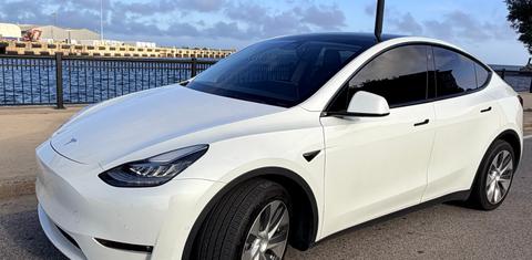Tesla Model Y 2021