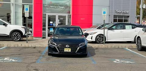 Nissan Altima 2025
