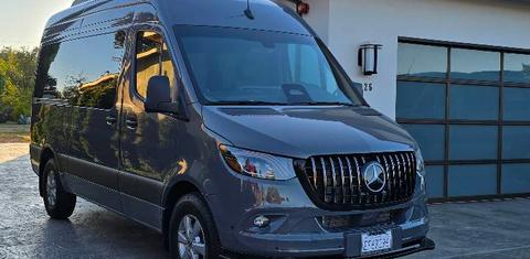 Mercedes-Benz Sprinter 2025