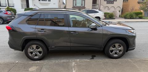 Toyota RAV4 Hybrid 2025