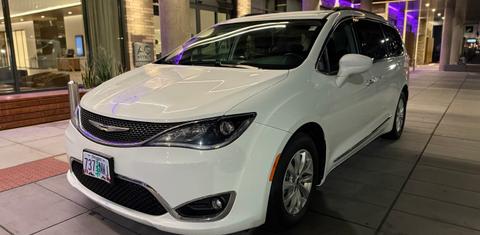 Chrysler Pacifica 2017