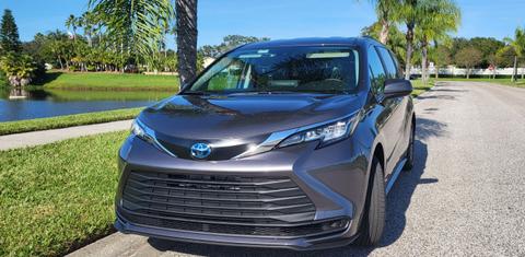 Toyota Sienna 2023