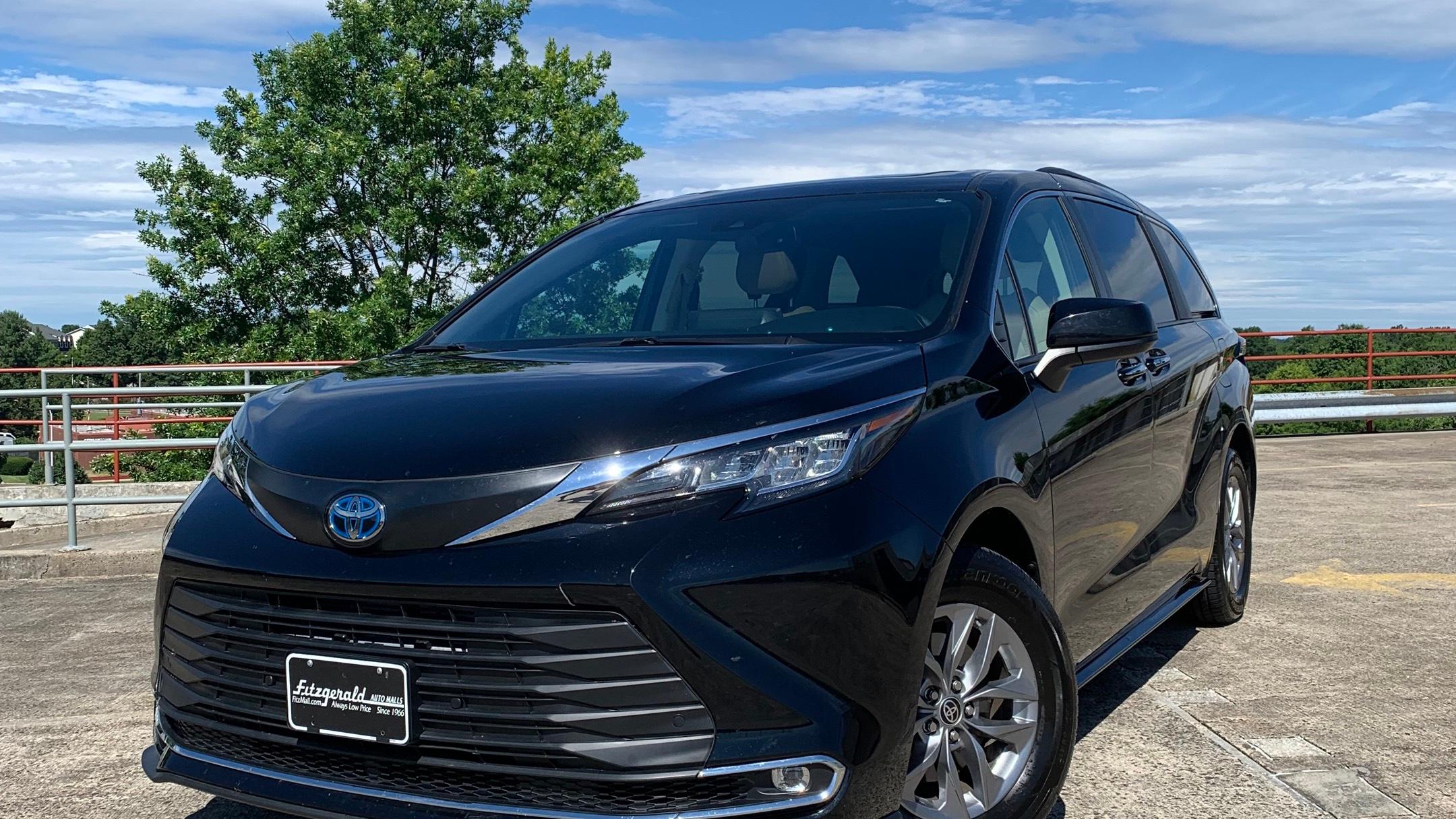 Toyota Sienna 2022 in Germantown, MD