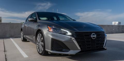Nissan Altima 2023