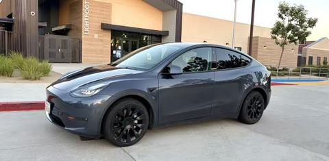 Tesla Model Y 2022