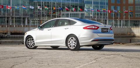 Ford Fusion Hybrid 2015