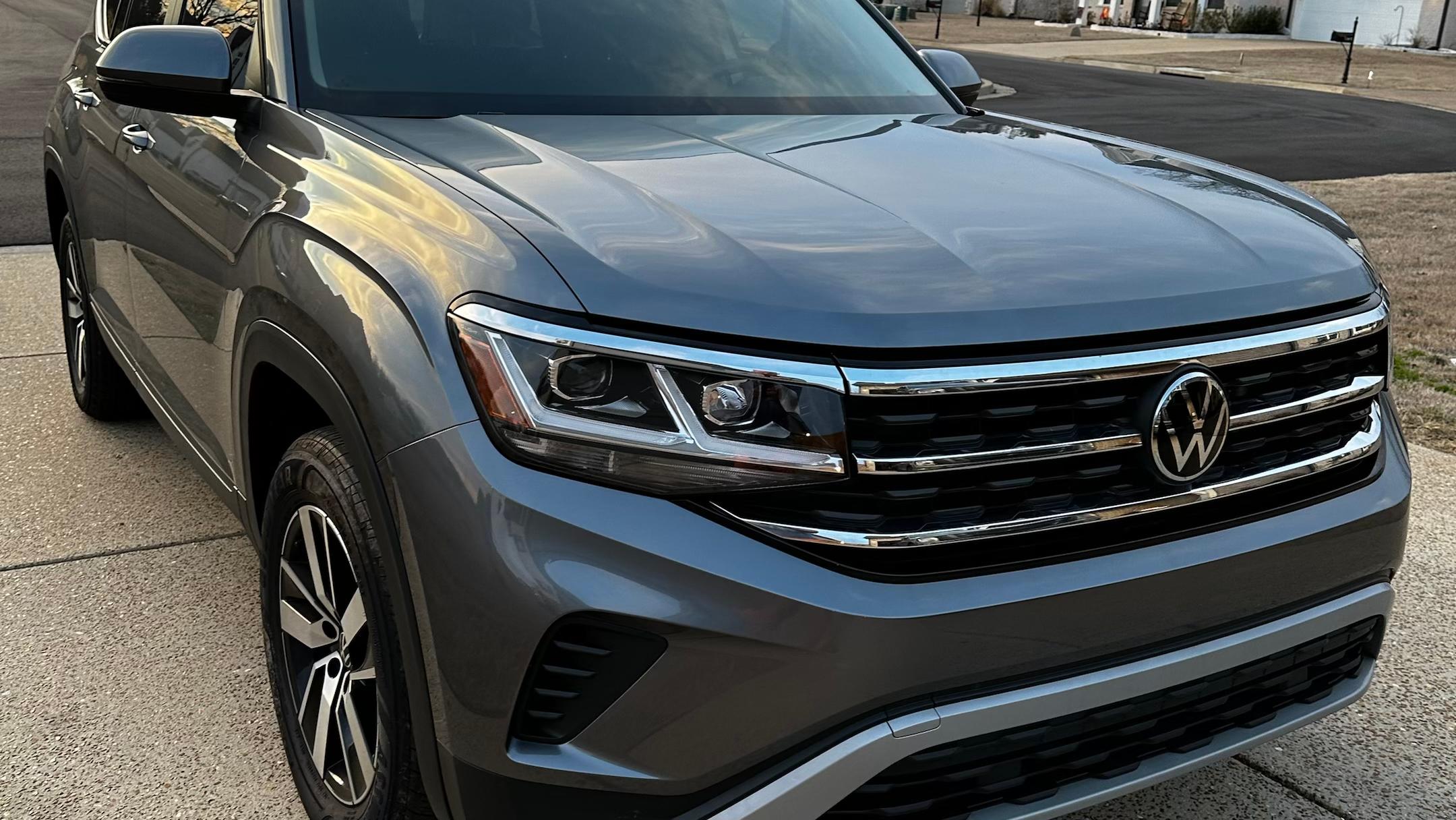 Volkswagen Atlas 2023 in Olive Branch, MS