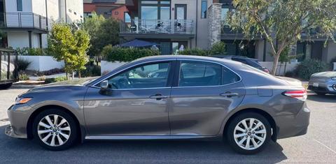Toyota Camry 2019