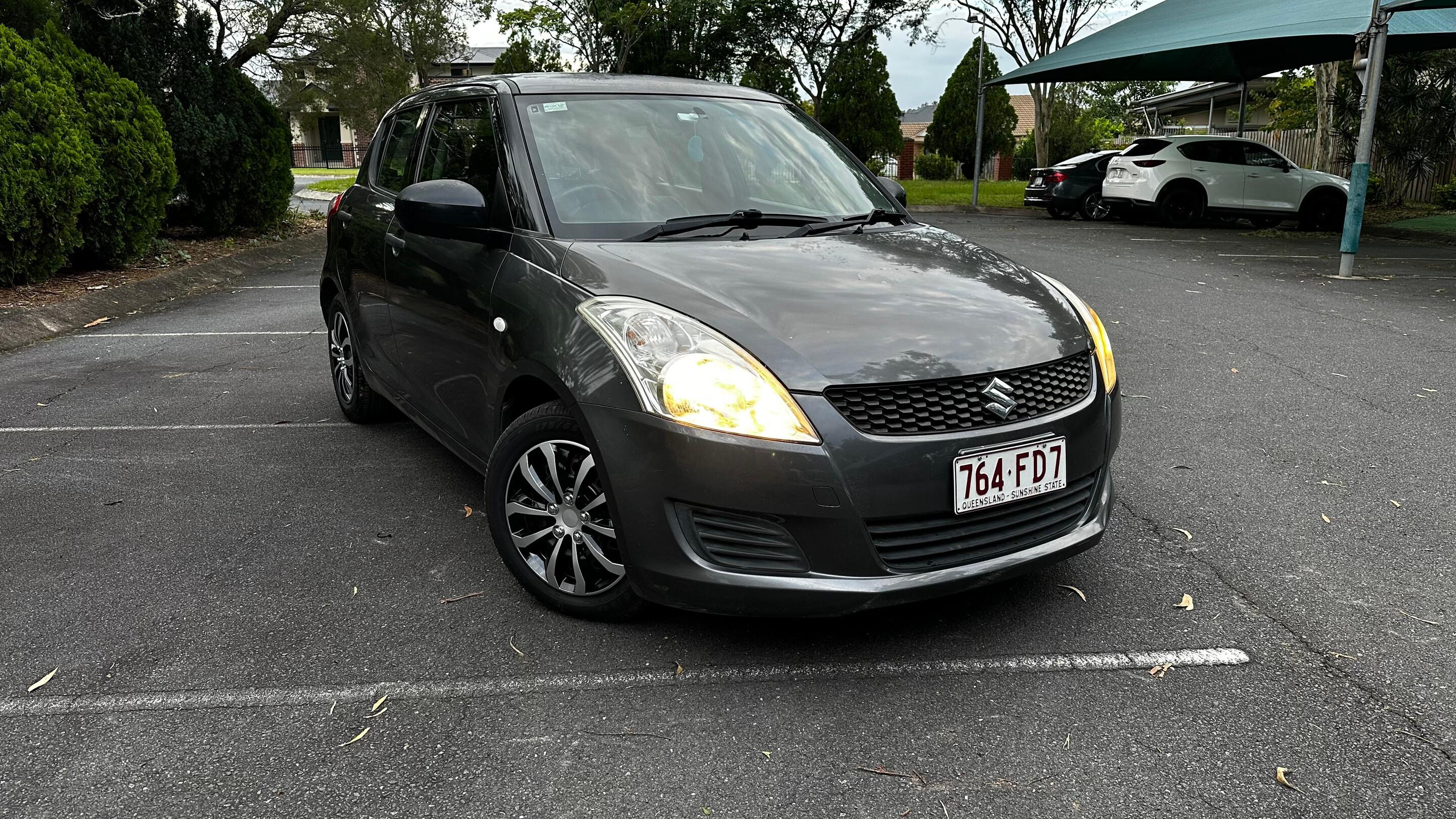Suzuki SWIFT 2016 in Calamvale
