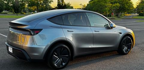 Tesla Model Y 2026