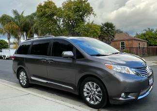 Toyota Sienna car