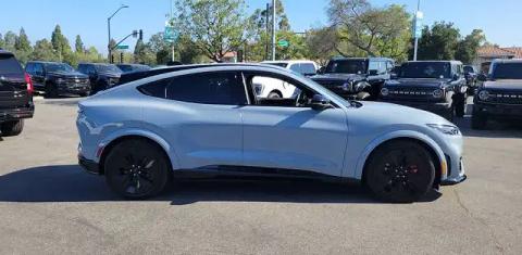 Ford Mustang Mach-E 2025