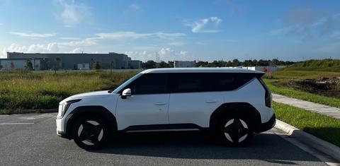 Kia EV9 2024