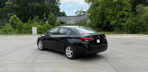Nissan Versa 2020