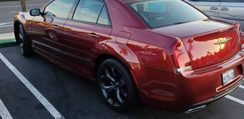 Chrysler 300 2023