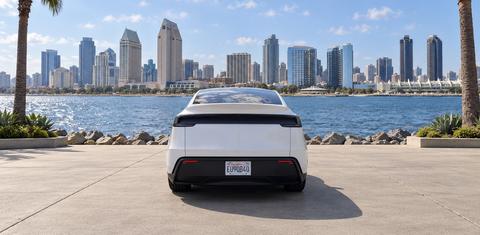 Tesla Model Y 2026