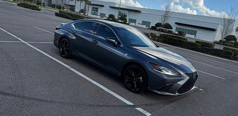 Lexus ES 2024