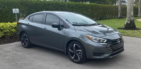 Nissan Versa 2025