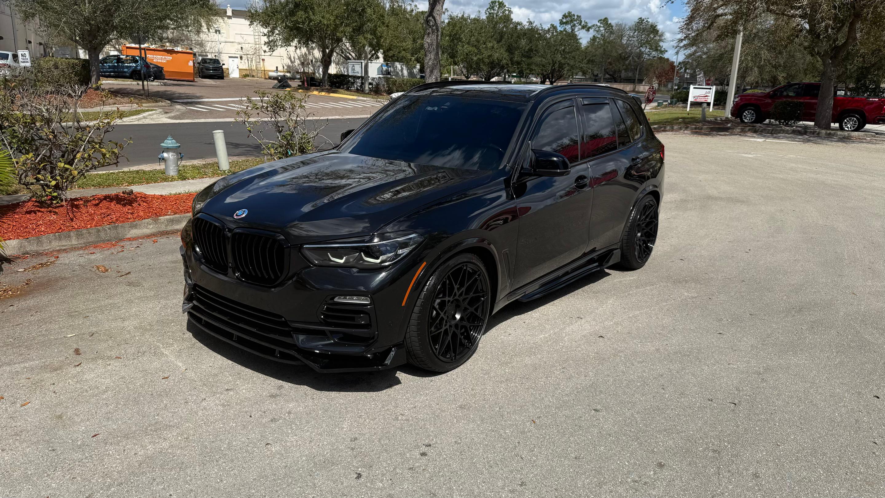 BMW X5 2023 in 