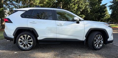 Toyota RAV4 2025