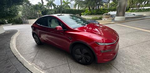 Tesla Model Y 2026