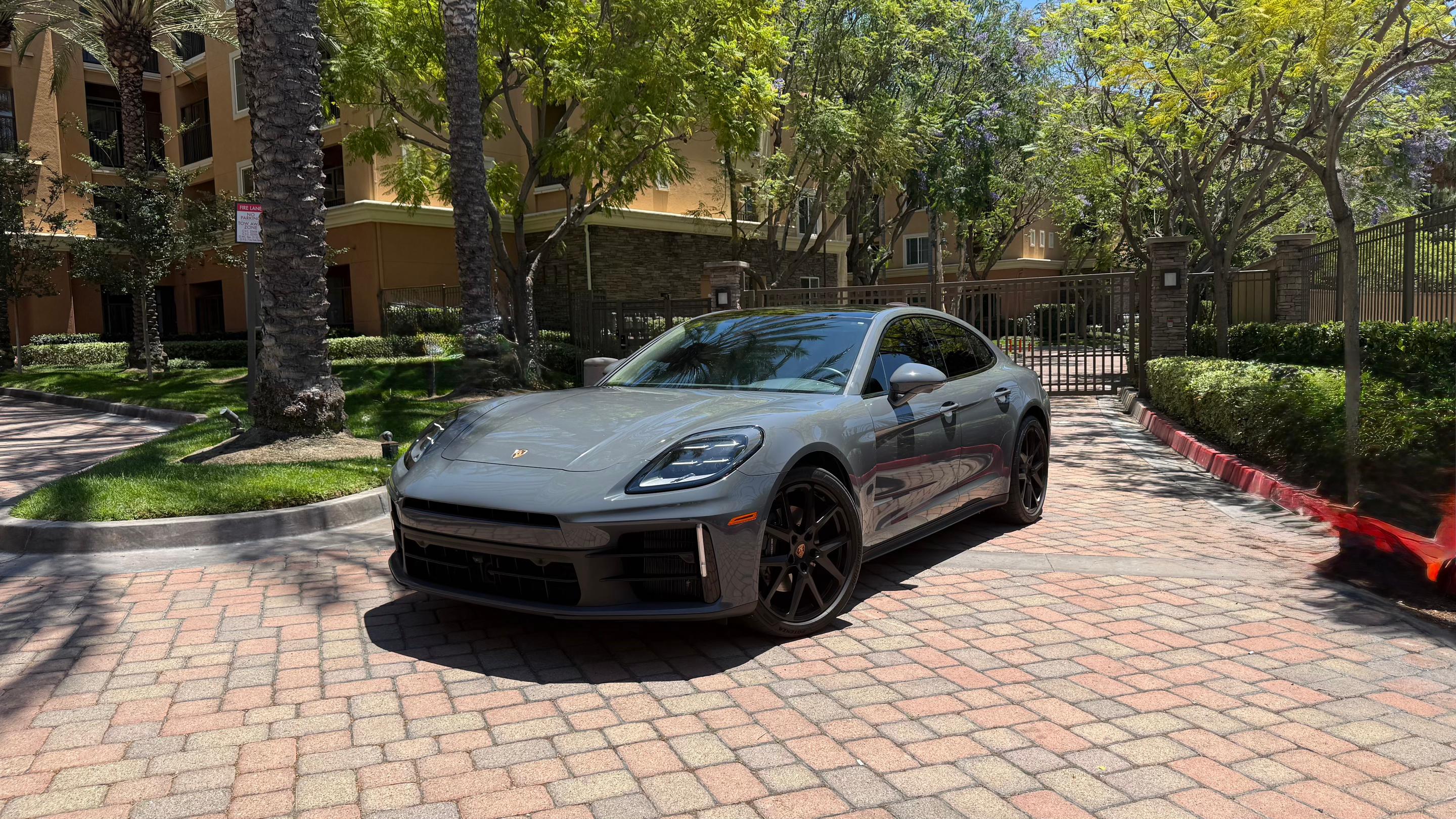 Porsche Panamera 2025 à Orange, CA